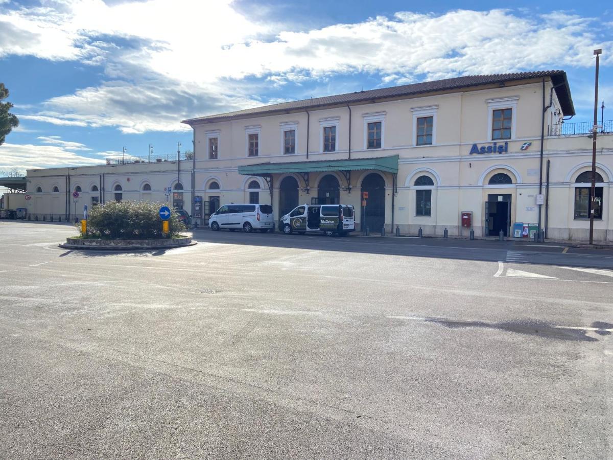 Suite Angeli, A Due Passi Da Assisi Санта-Мария-дельи-Анджели-э-деи-Мартири Экстерьер фото